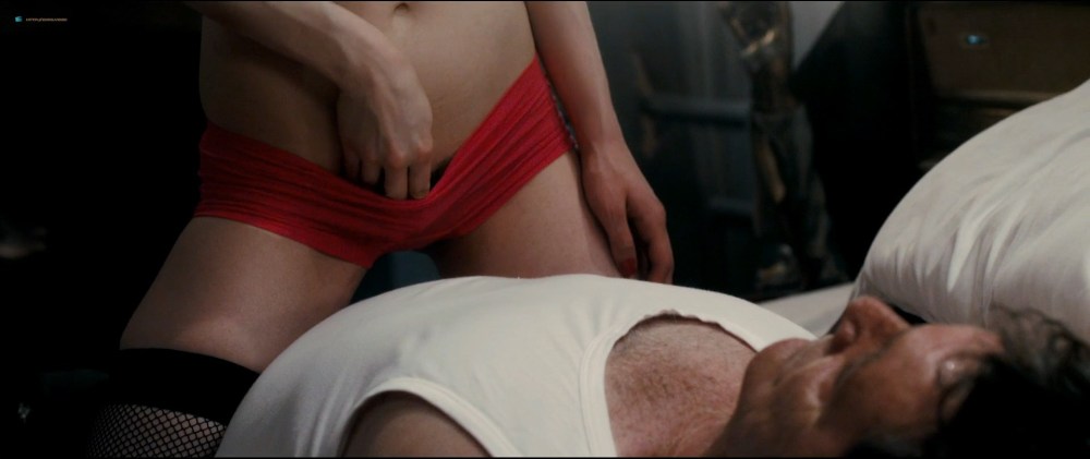 Индия Джой Айсли India Joy Eisley nude