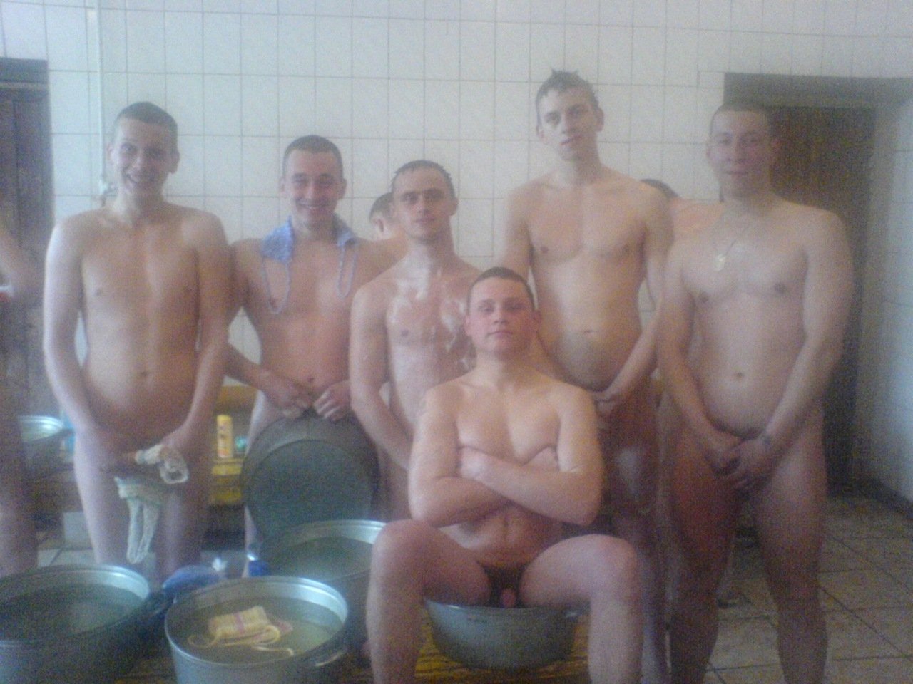 лагерь баня мылись голыми фото 86
