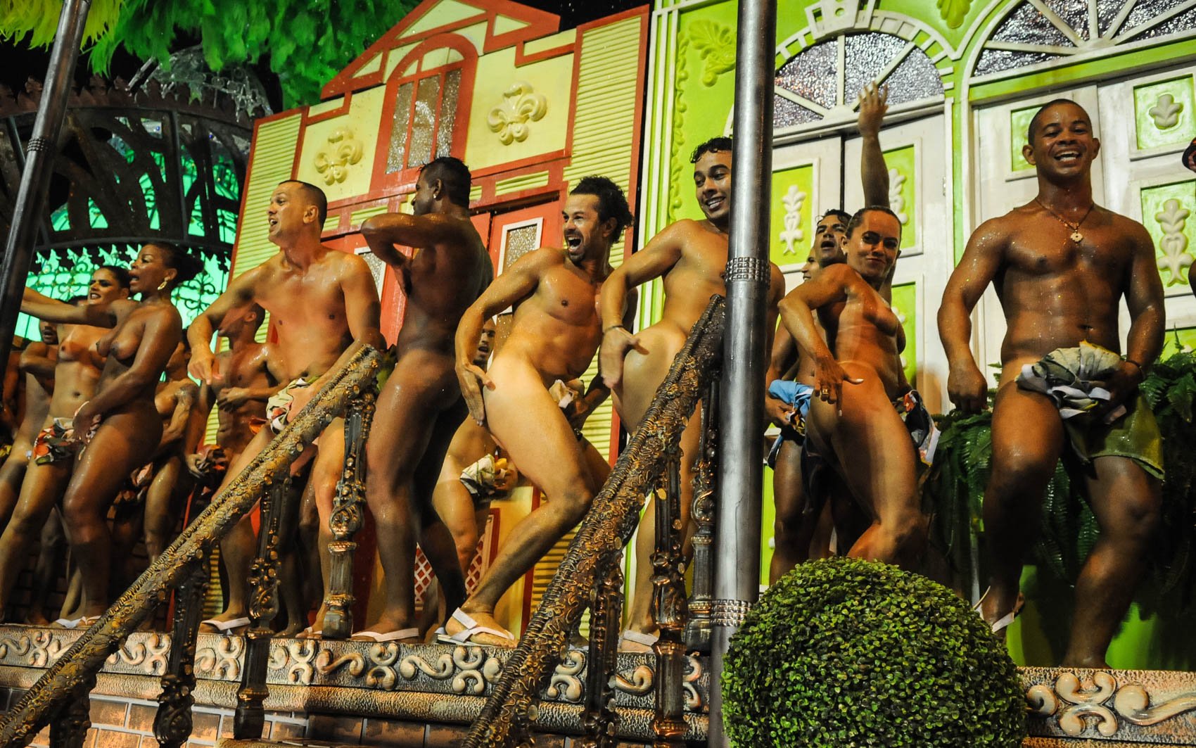 Фестиваль Рио де Жанейро голые.