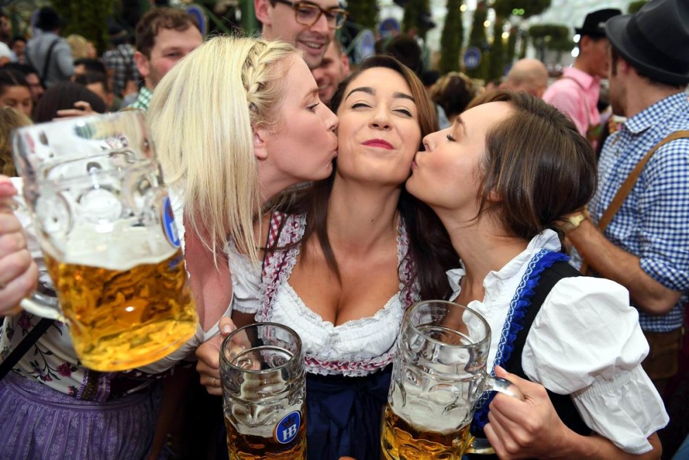 Пивной фестиваль «Октоберфест» (Oktoberfest) 19 сентября