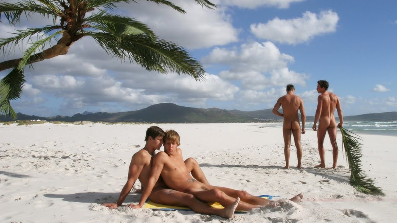 голые парни трахаются на пляже фото 118