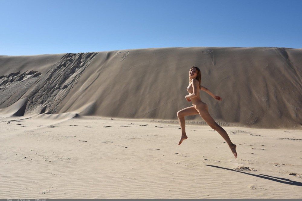 Outdoor sex in the Desert with Jessica Jaymes