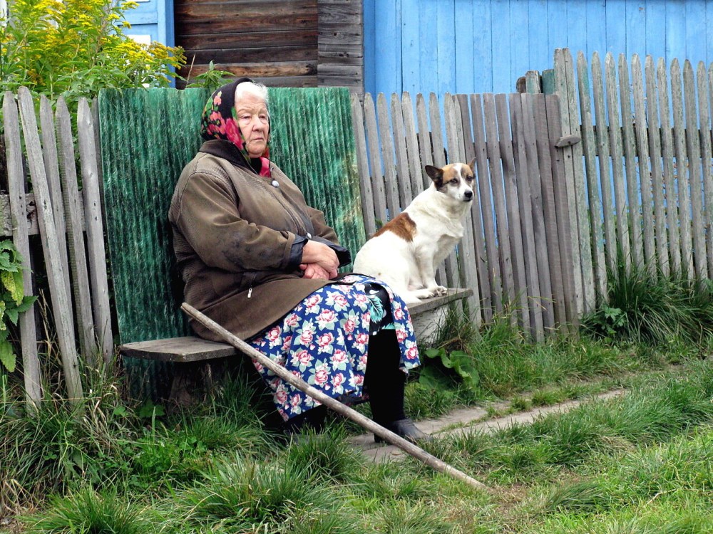 Женщина приехала в деревню
