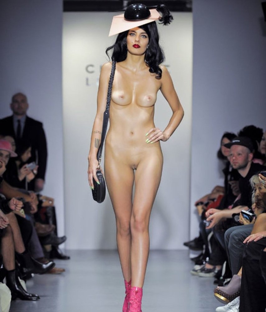 Чарли Ле Минду Charlie le naked