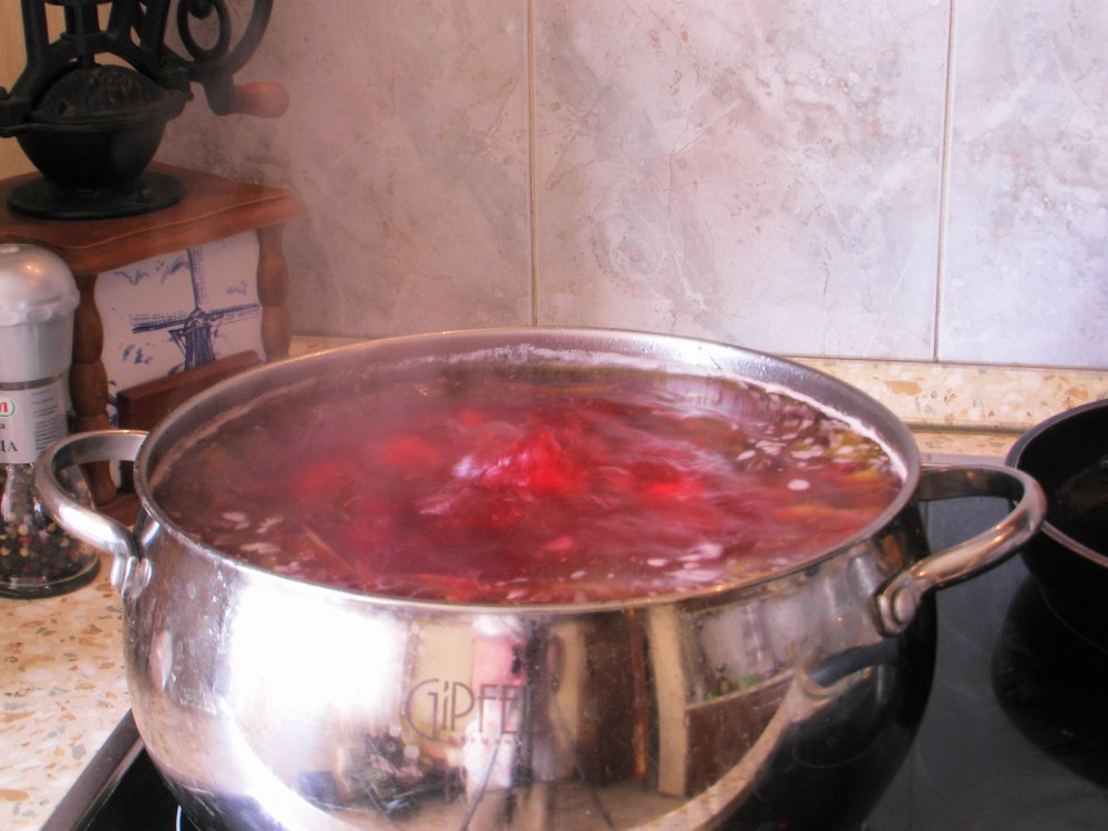Борщ на кухне