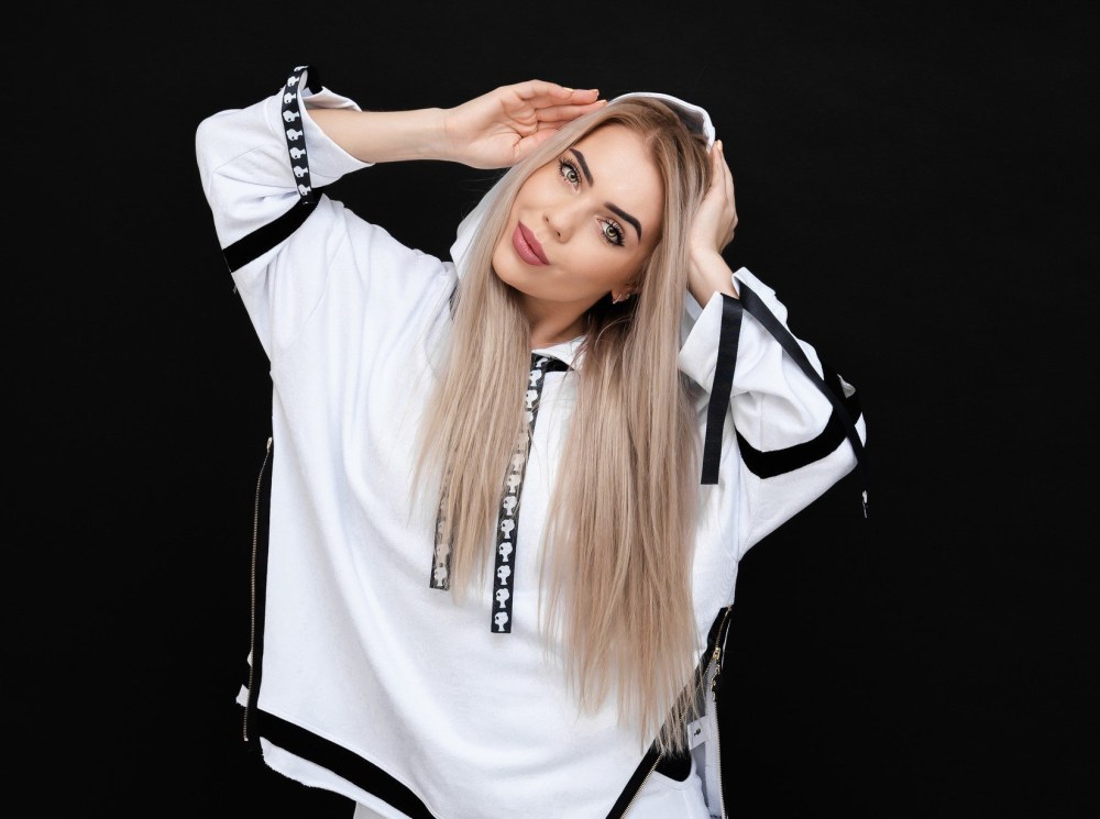 Карина Лазарьянц Молодежка