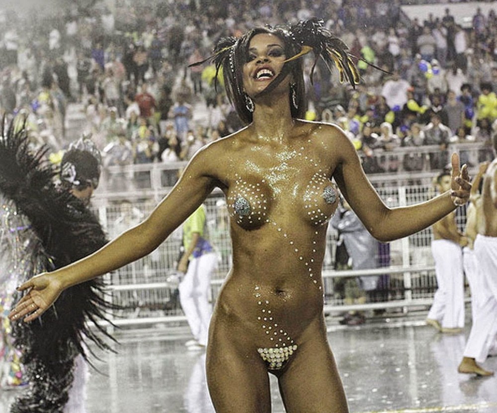голые телки на бразильском карнавале