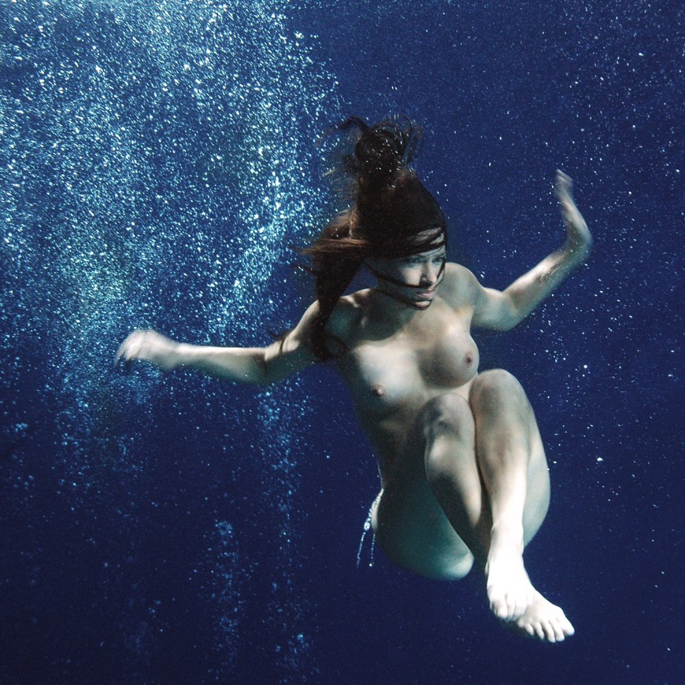 голая эротика под водой фото 87