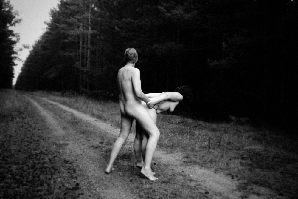 Эротическая фотосессия в городе