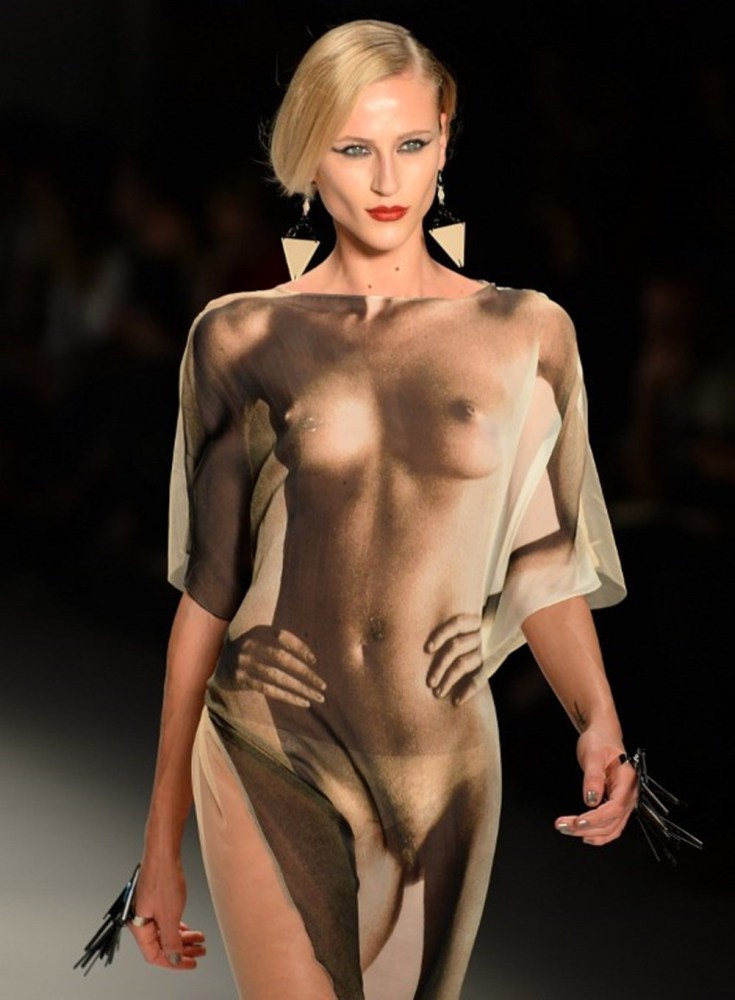 Alejandra Guilmant титьки подиум