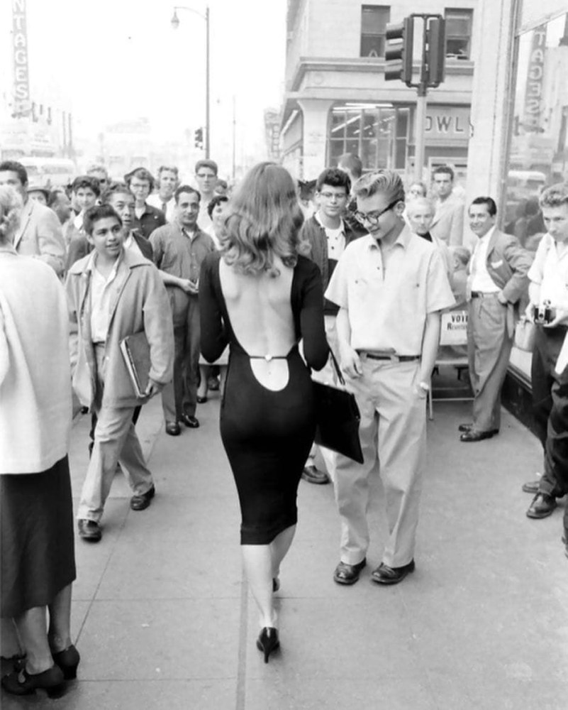 Викки Дуган (Vikki Dougan)