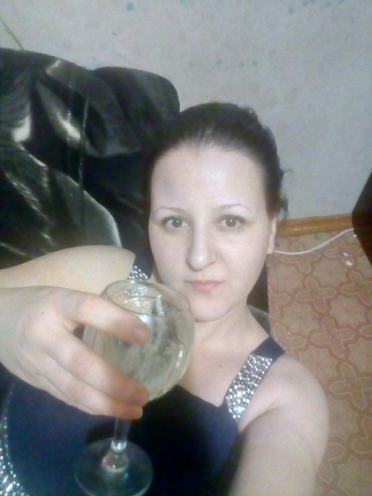 Марина разделась у себя дома фото