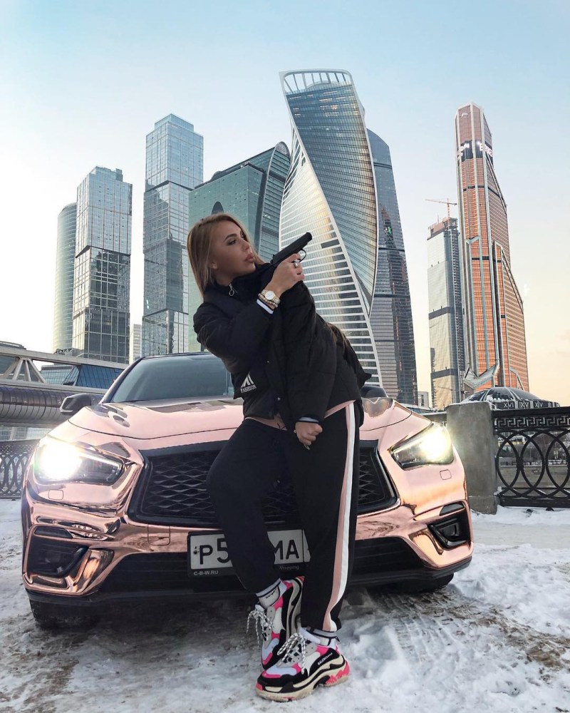 Карина кросс поколение