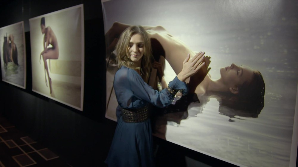 Голая Рэйчел Кук (Rachel Cook) в журнале Nirvana (2020)