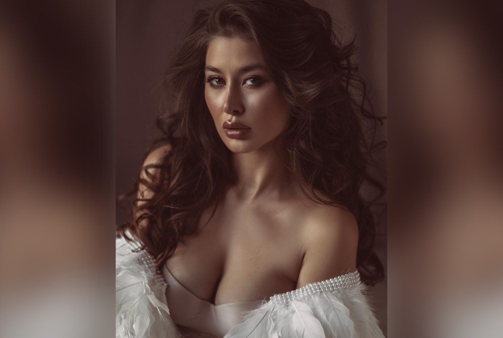 Певица Maruv (Анна Корсун)