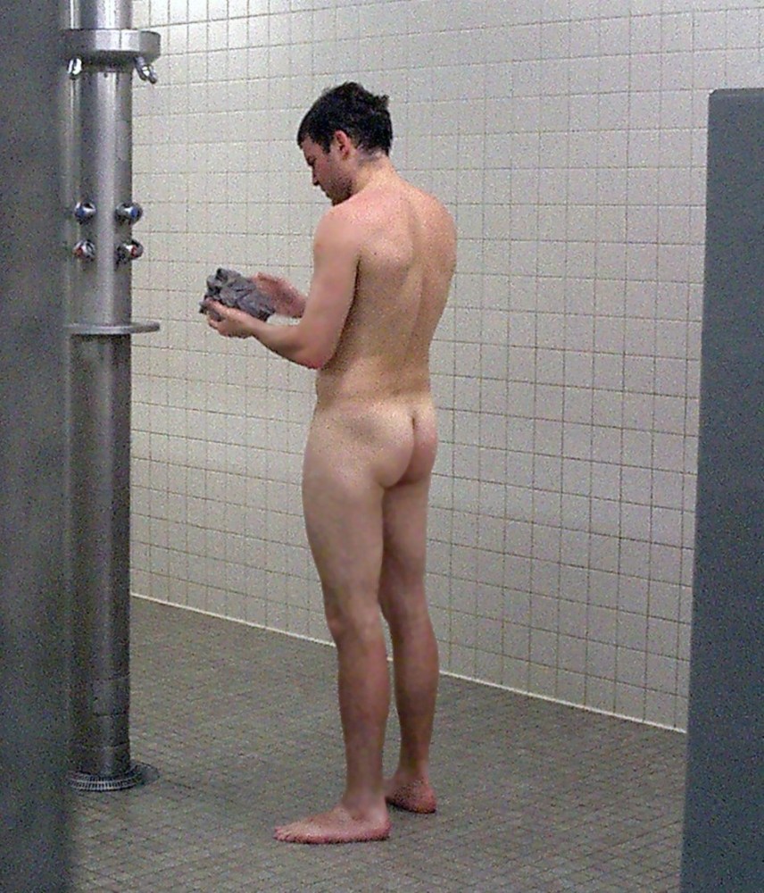 голые мужчины в душе фотографии фото 113