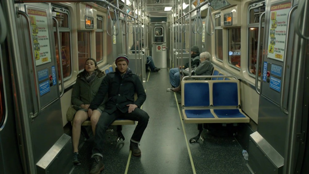 Бесстыжая в метро