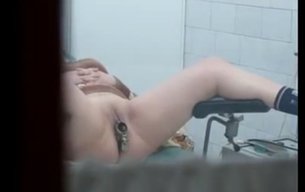 Elder gyno Doctor spying on female Patient