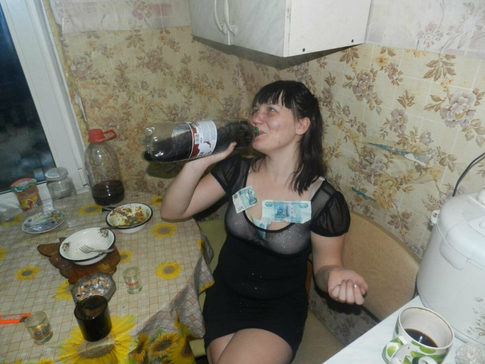 Голые женщины на корпоративе