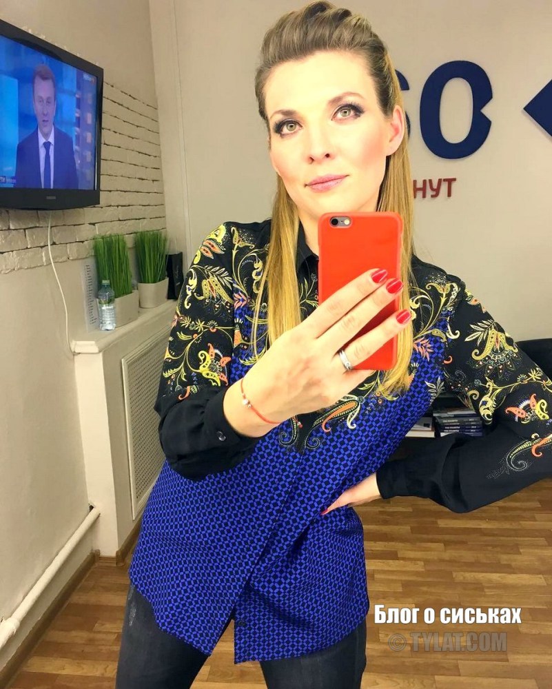 Женевьева Мортон Sports illustrated