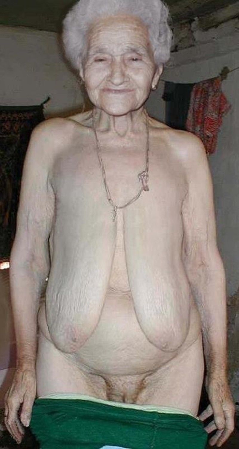 настоящие груди старых женщин фото 37