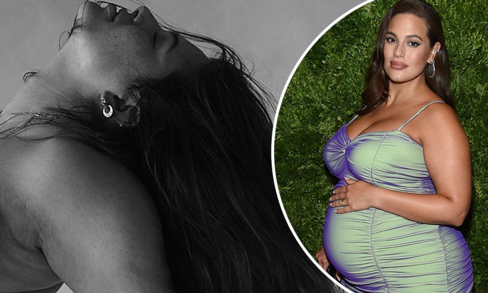 Ashley Graham Vogue pregnant