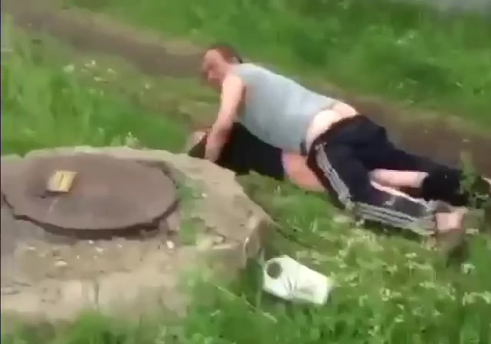 Голые бездомные женщины