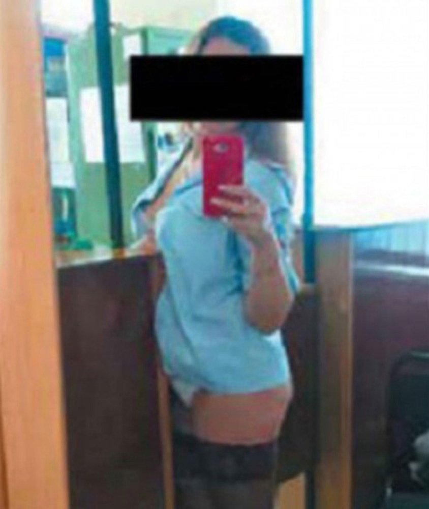 Интимные снимки сотрудницы полиции