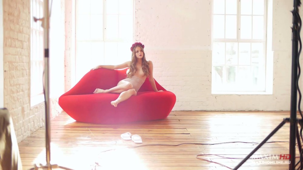 Анна Михайловская Максим