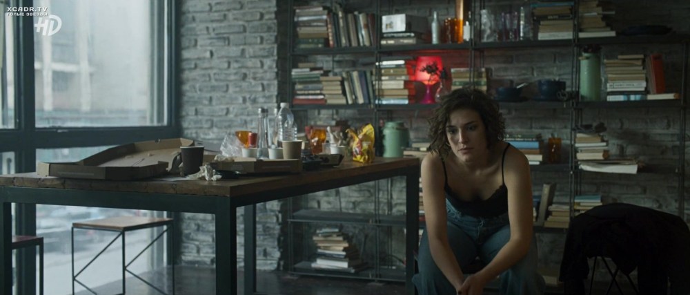 Голая шпица в сериале топи